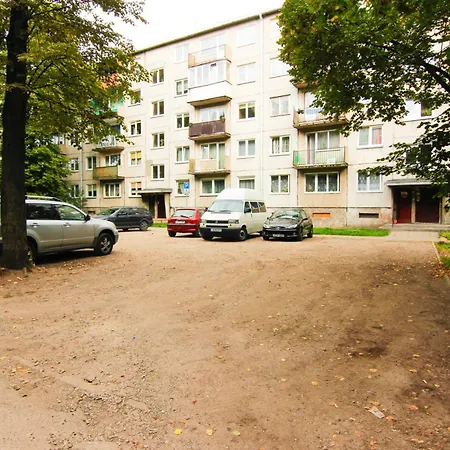 Smolensko St 13 Students Lt